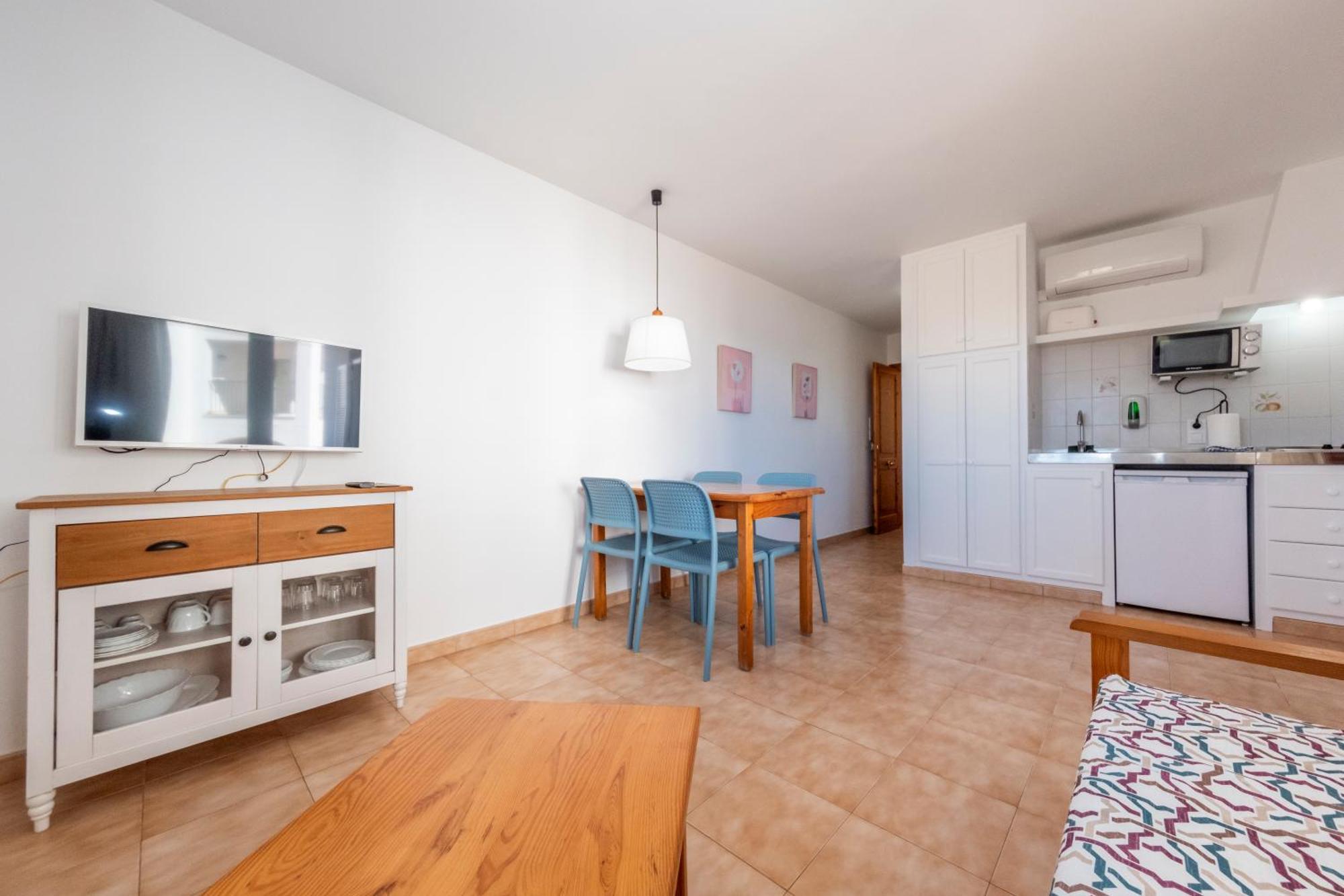 Apartamentos Sol Ponent كالا بلانكا المظهر الخارجي الصورة