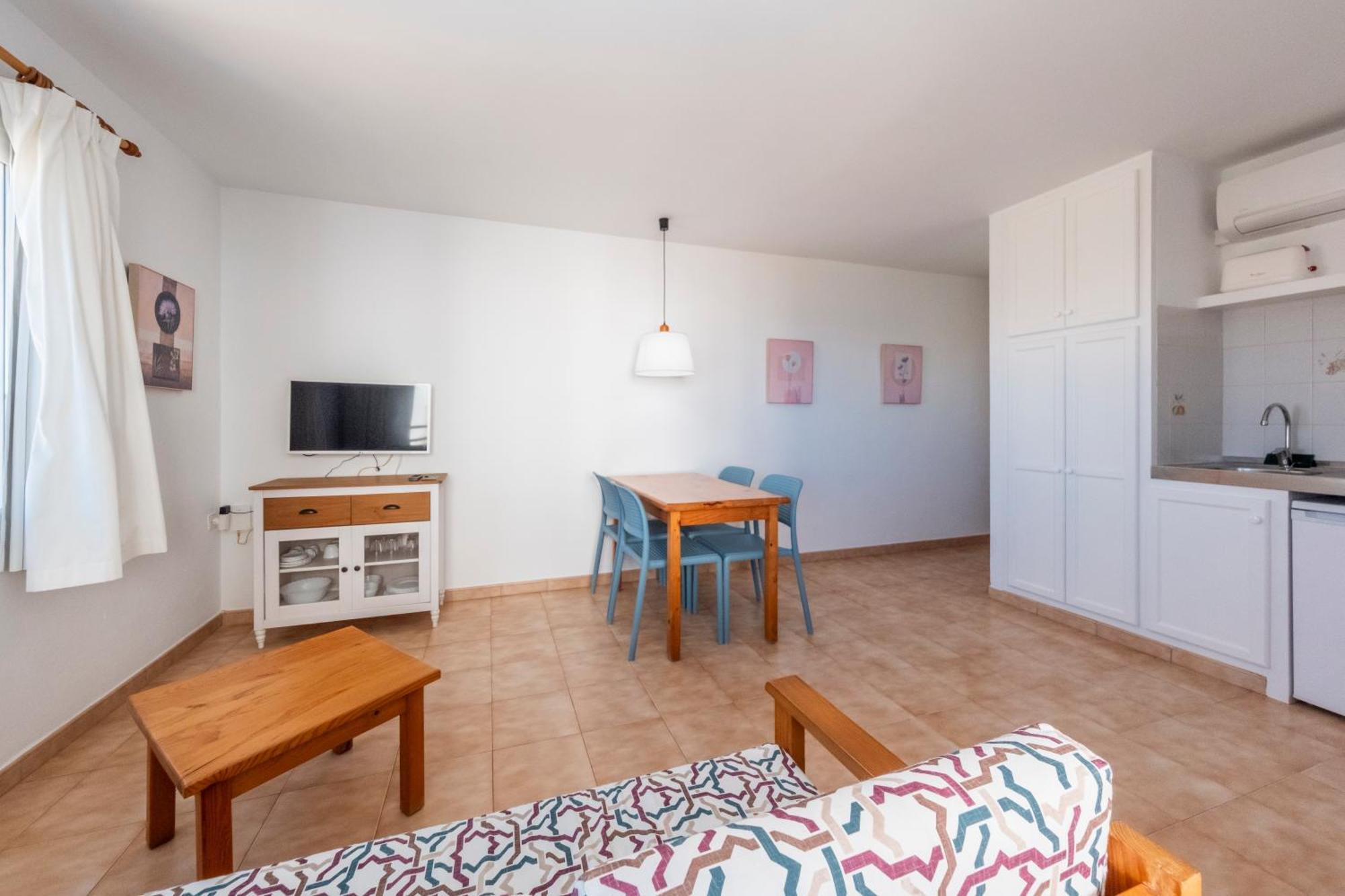 Apartamentos Sol Ponent كالا بلانكا المظهر الخارجي الصورة