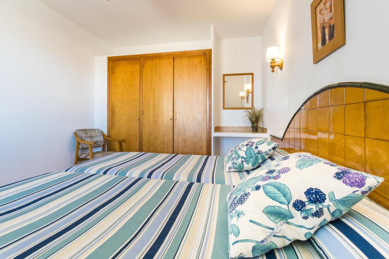 Apartamentos Sol Ponent كالا بلانكا المظهر الخارجي الصورة