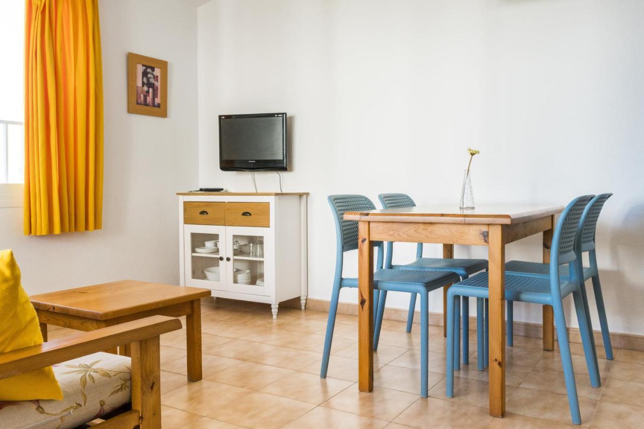Apartamentos Sol Ponent كالا بلانكا المظهر الخارجي الصورة
